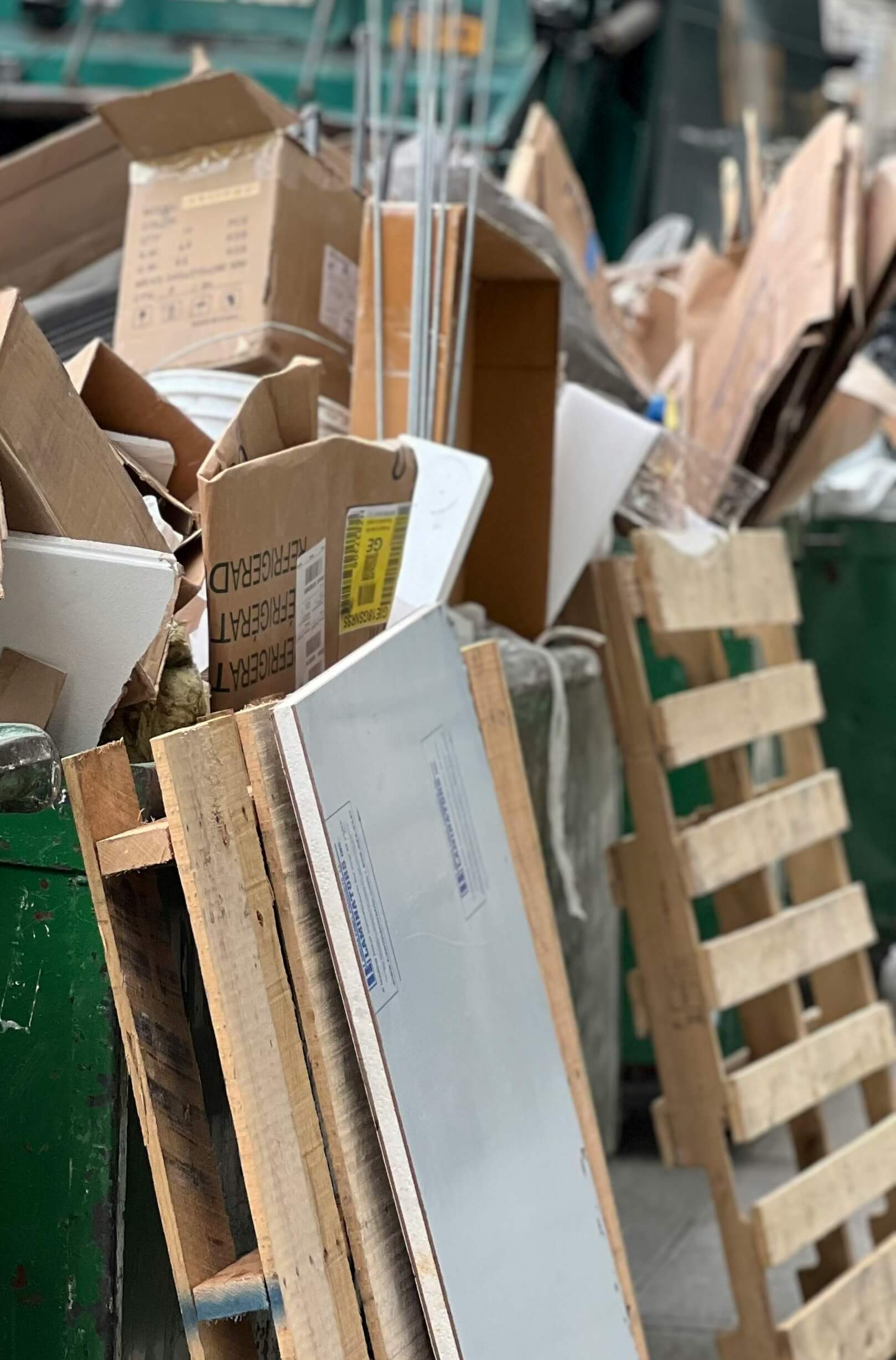 fornitura compattatore rifiuti industriale